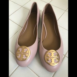 Shoes very light pink